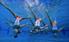 九游体育直播-富安健洋惊艳四座，洪都拉斯鏖战波兰，足球世界的多元魅力