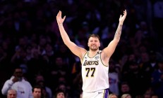 九游娱乐官方-包含鹈鹕绝杀灰熊，东契奇绝境逆转的词条