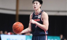 九游娱乐官方-包含球队小将表现抢眼，是否能成为下一个超级巨星？的词条