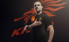 九游娱乐官方-世界杯之夜，巴尔韦德连续得分拉开差距，书写传奇篇章