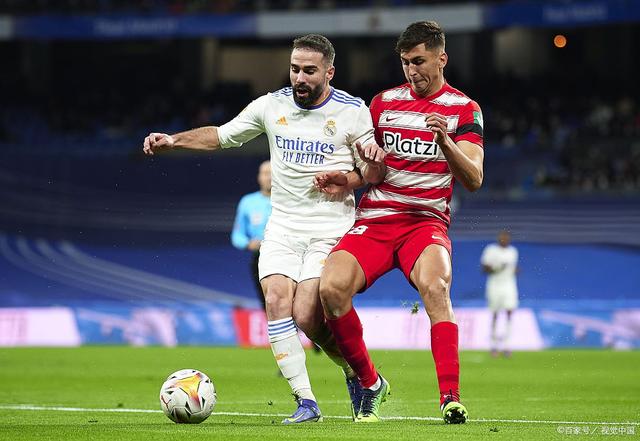 格拉纳达前锋连场破门,成为球队支柱 格拉纳达前锋连场破门,成为球队支柱