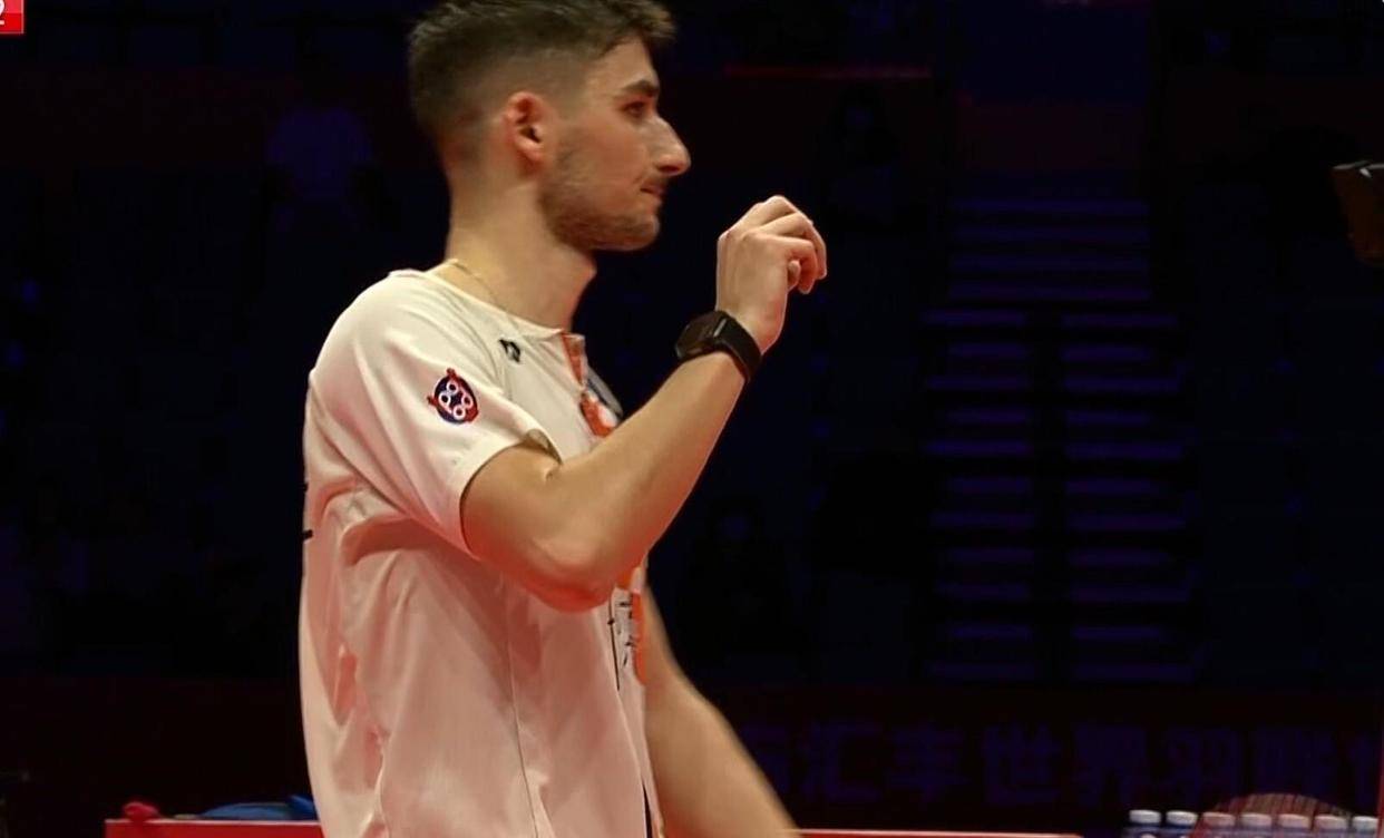 法国队力克日本队，许昕带队取胜