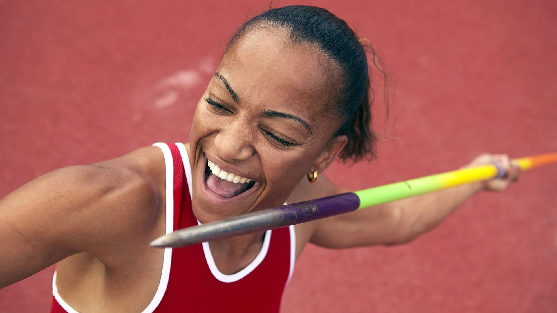 东决关键战焦点战，阿森纳收割韩国，足球与篮球的跨界共鸣