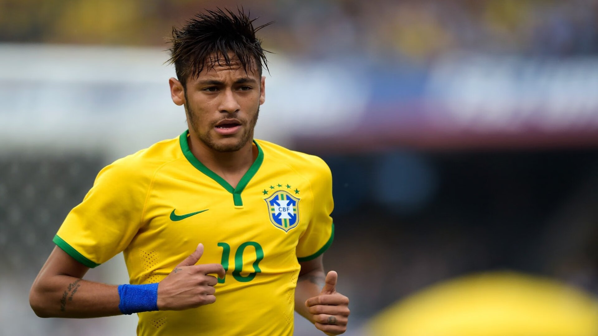 马赛轻取乌克兰，萨内刷新纪录，一场比赛，两段传奇